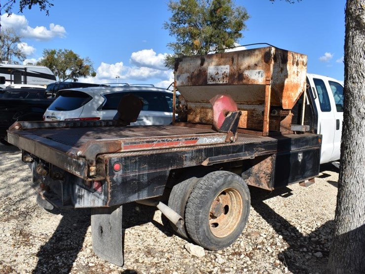 2012-ford-f550-image-3