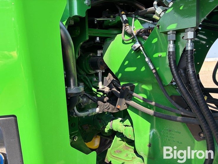 2025-john-deere-9rx-640-image-12