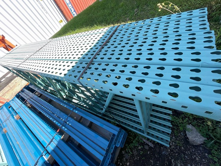 #9007-•-tear-drop-pallet-racking-(shed)-image-5