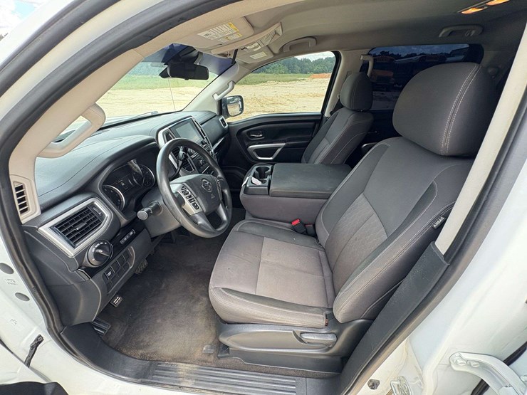 2021-nissan-titan-image-12