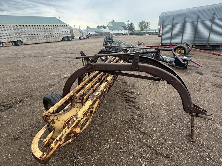 new-holland-56-image-4