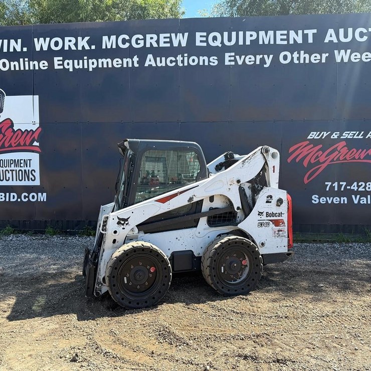 2023 BOBCAT S740