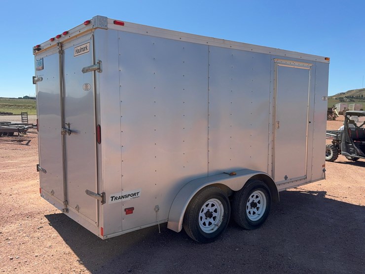 2013-haulmark-enclosed-trailer-image-5