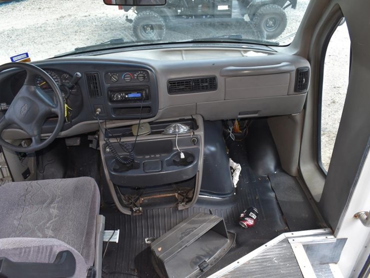 1999-chevrolet-3500-image-12