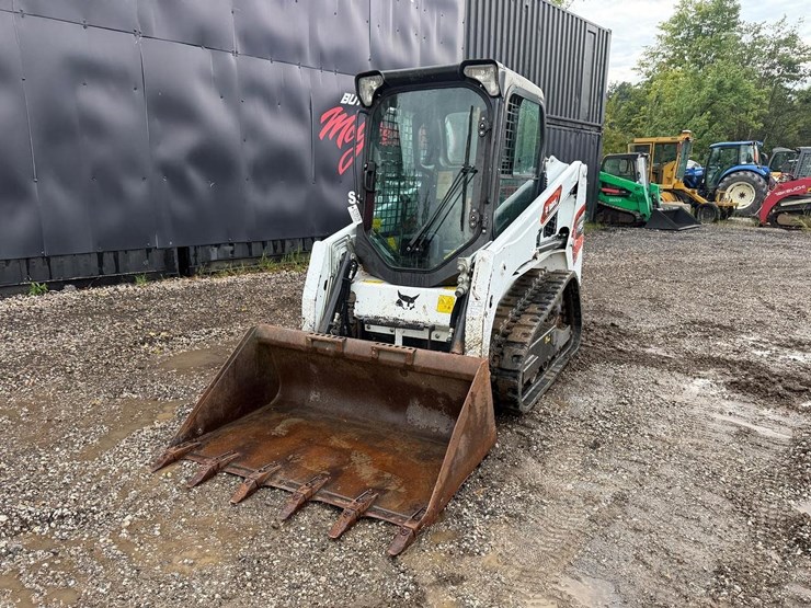 2024-bobcat-t450-image-7