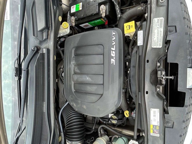 2013-dodge-caravan-image-7