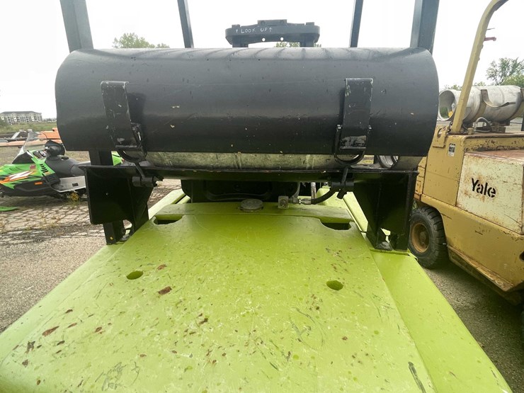 #10491-•-clark-lp-fork-lift-image-31