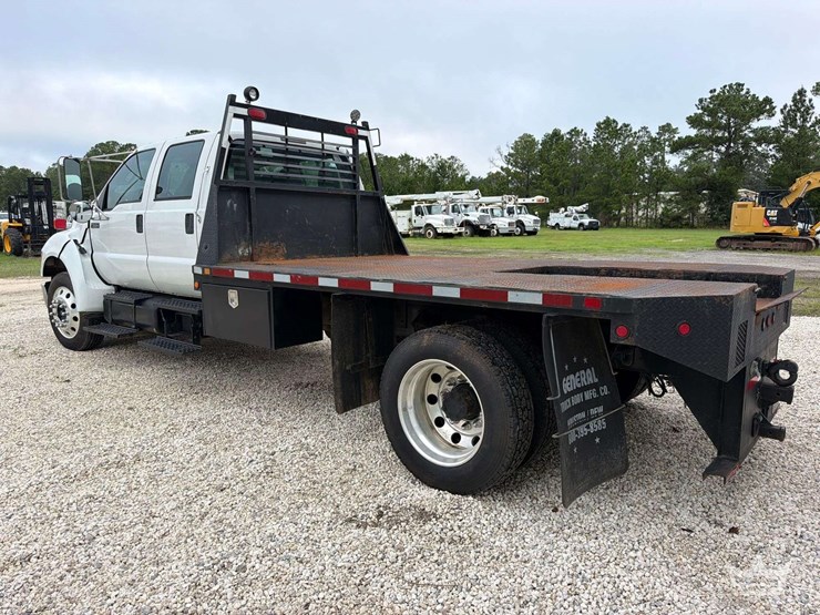 2011-ford-f650-image-4