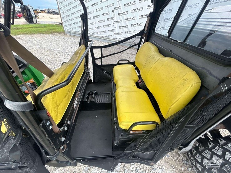 2019-john-deere-2-image-18