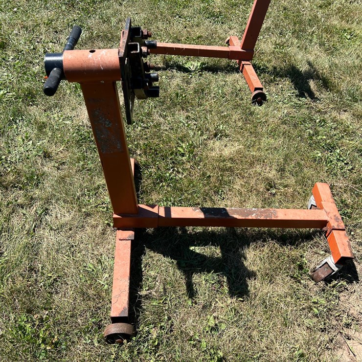 #5715 • Rolling Engine Stand