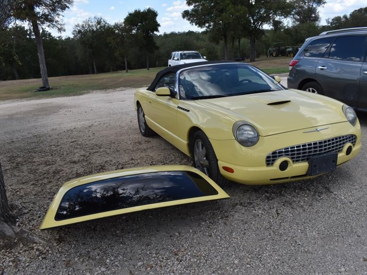 2002-thunderbird-convertible-w/-soft-and-hard-top-(vin-#-1fahp60a12y105456)-image-9