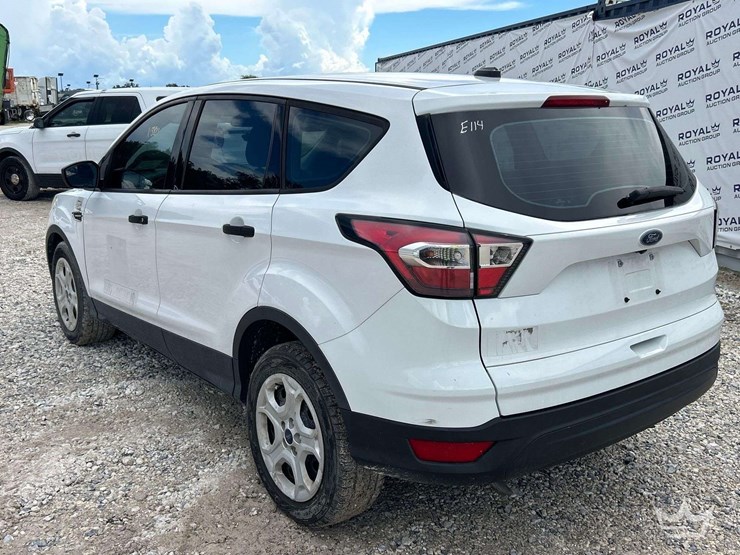 2017-ford-escape-image-4