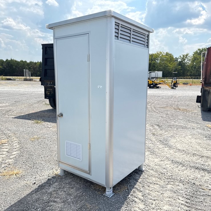 #187 • PORTABLE RESTROOM