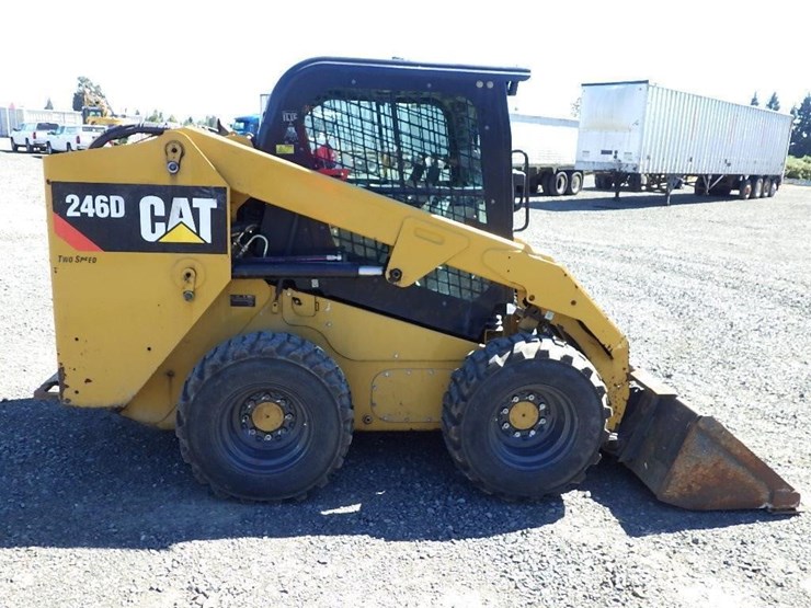 caterpillar-246d-image-6