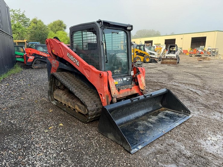 kubota-svl95-2-image-6