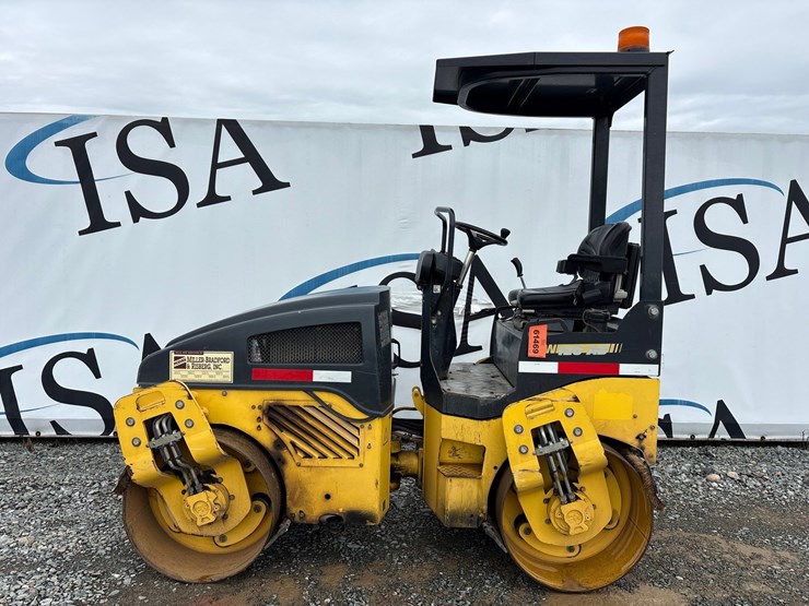 2011-bomag-bw120ad-4-image-2