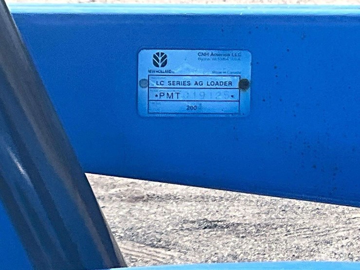new-holland-tn60a-image-4