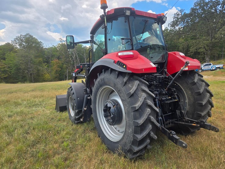 #26371-•-case-farmall-115u-tractor-image-8