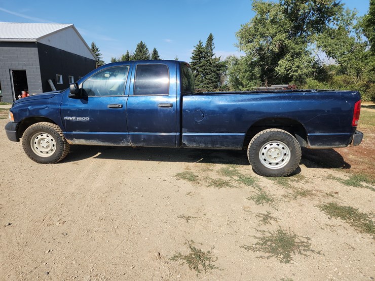 2005-dodge-ram-1500-image-8