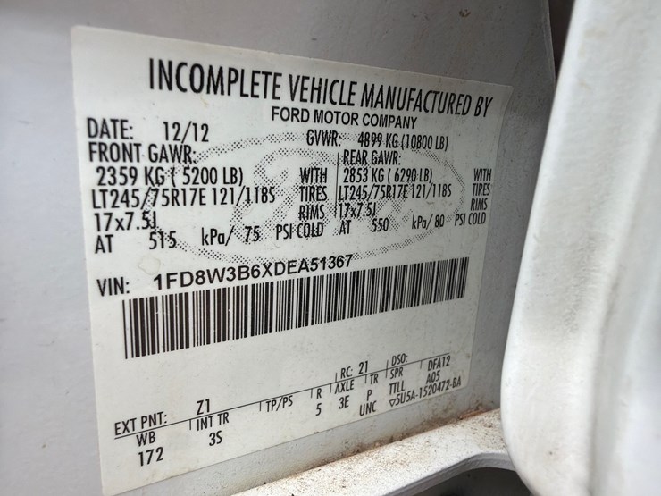 2013-ford-f350-image-47