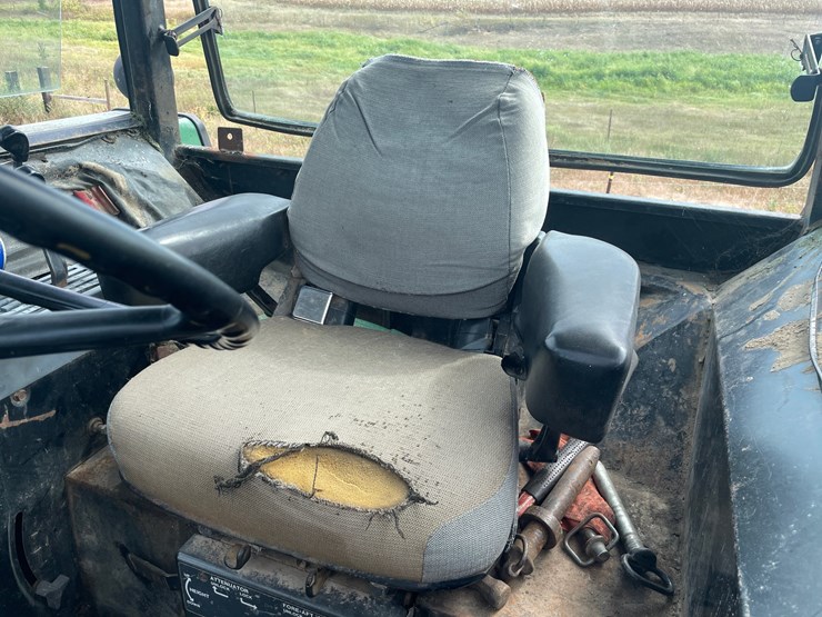 john-deere-4640-image-41