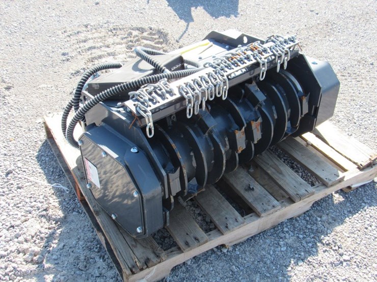 #421-•-32"-excavator-mulcher-image-1