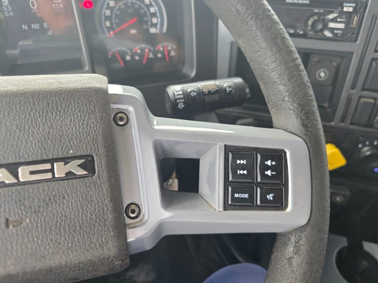 #25251-•-2020-mack-anthem-semi-sleeper-truck-image-59