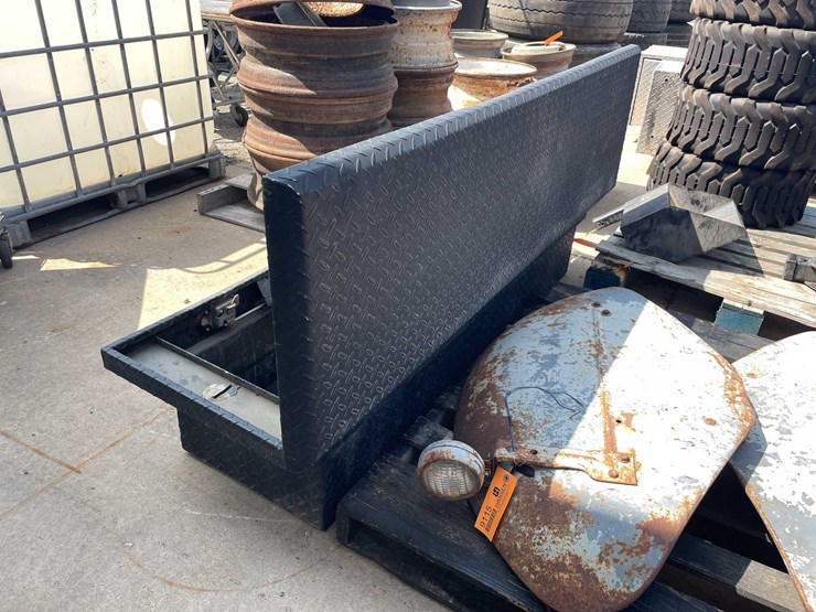 #9128-•-truck-bed-utility-box-(03)-image-6