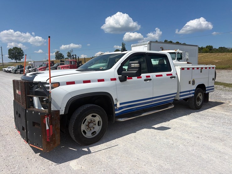2020-chevrolet-silverado-2500-image-1