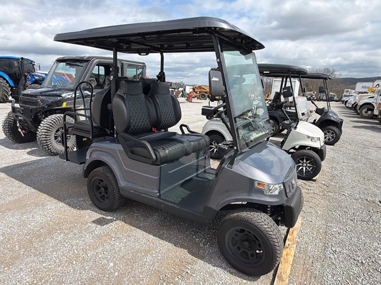 #188-•-epic-e40-4-passenger-electric-golf-cart-image-2