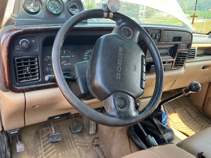 1997-dodge-ram-3500-image-23