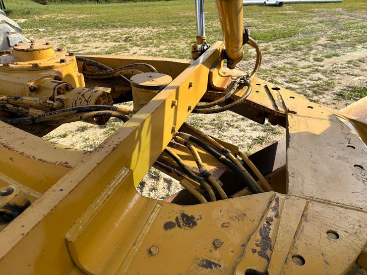 1999-caterpillar-163h-vhp-image-82