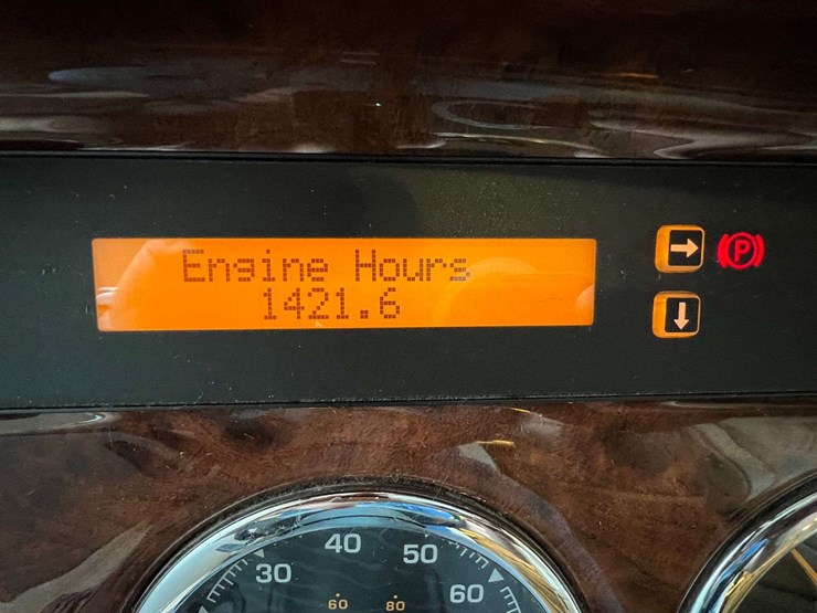 2016-entegra-coach-aspire-44b-mountain-master-luxury-diesel-pusher-motorhome-(51,192-miles)-image-155