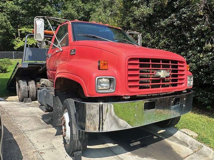 1999-chevrolet-6500-image-1