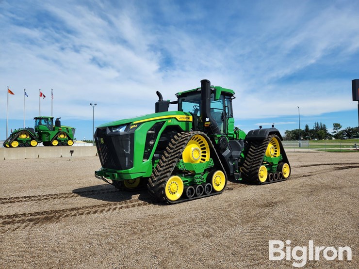 2025-john-deere-9rx-710-image-1