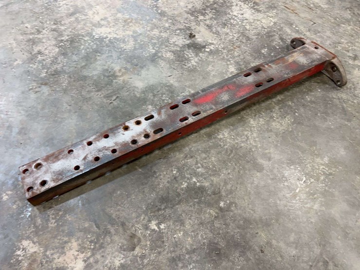 international-harvester-1456-left-frame-rail-image-6