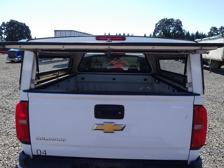 2016-chevrolet-colorado-image-12