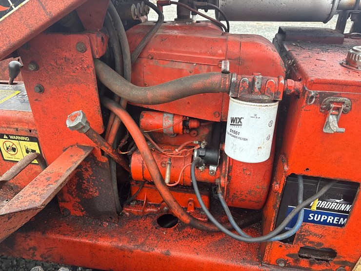 ditch-witch-2200-image-47
