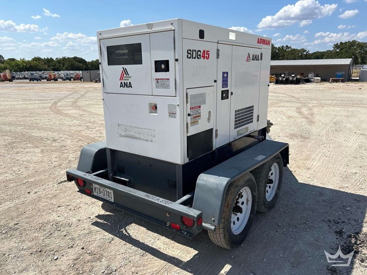 2022-airman-sdg45-36kw-t/a-towable-diesel-generator-image-3