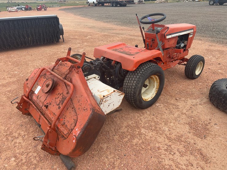 allis-chalmers-712-lawn-tractor-image-4