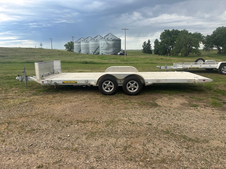 2021-aluma-8218-tilt-trailer-image-7