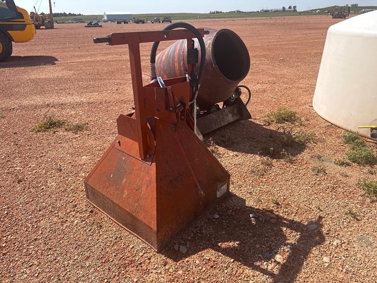 cement-mixer-image-3