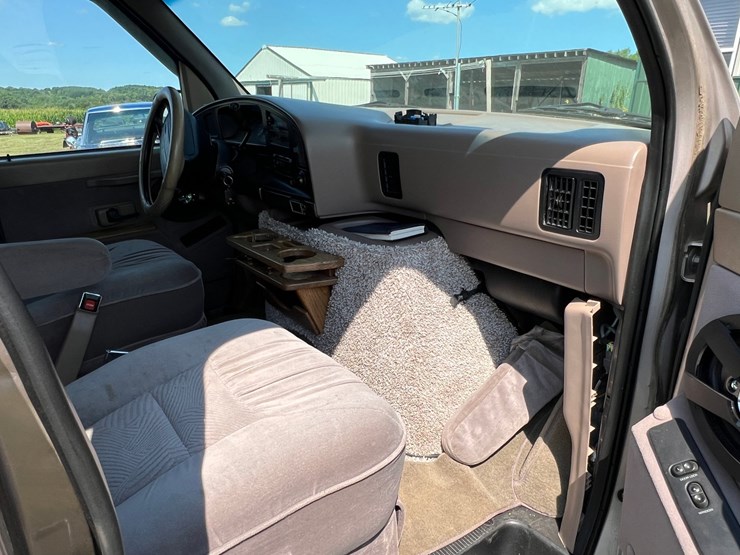 1995-ford-150-image-24