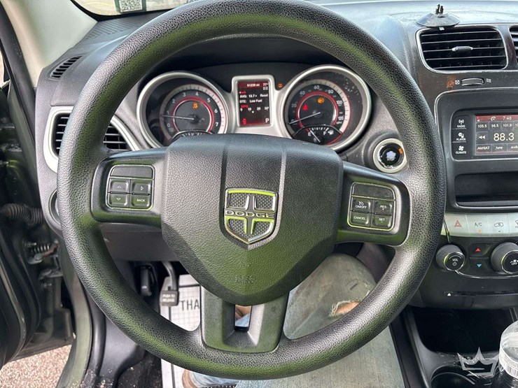 2017-dodge-journey-image-13