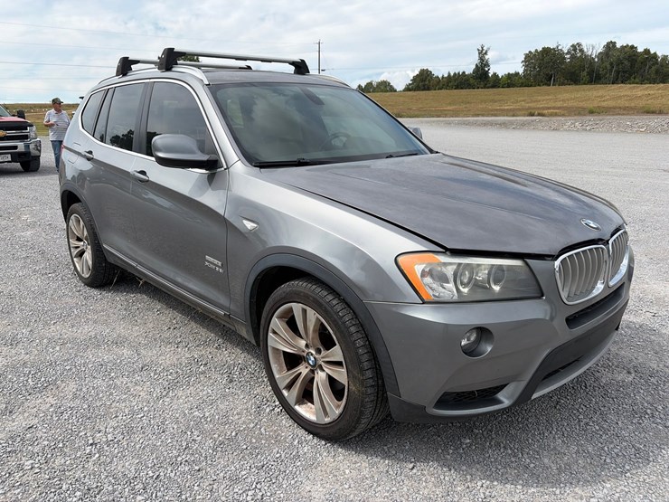 2012-bmw-x3-image-11