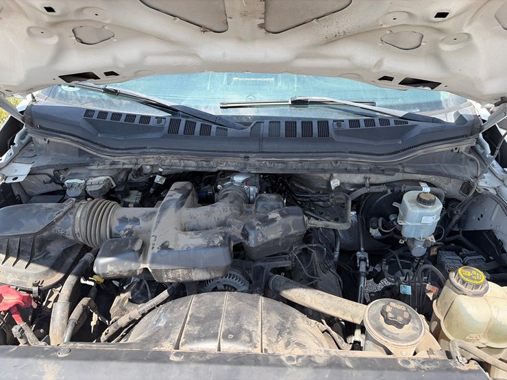 2019-ford-f250-xl-image-13