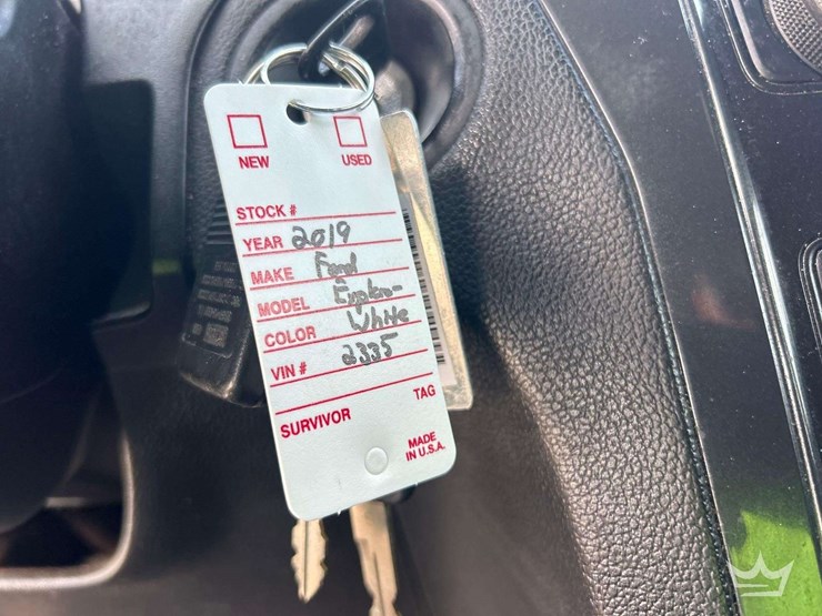 2019-ford-explorer-image-28