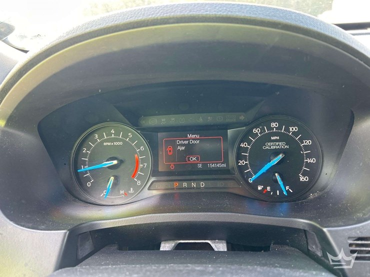 2019-ford-explorer-image-11
