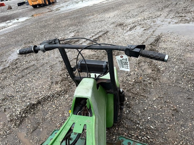john-deere-gator-image-17