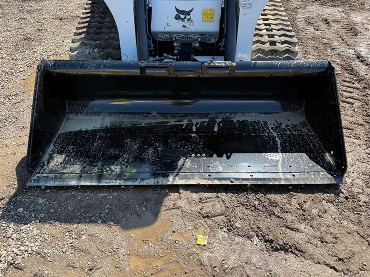 2023-bobcat-t770-image-9